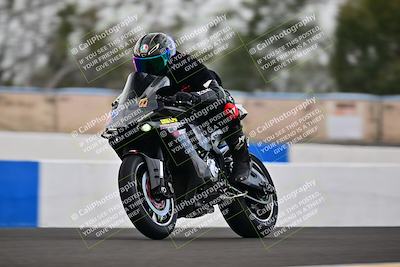media/Apr-18-2025-TrackDaz (Fri) [[45f5874c44]]/B Group/Session 4 (Turn 6 - Outside)/